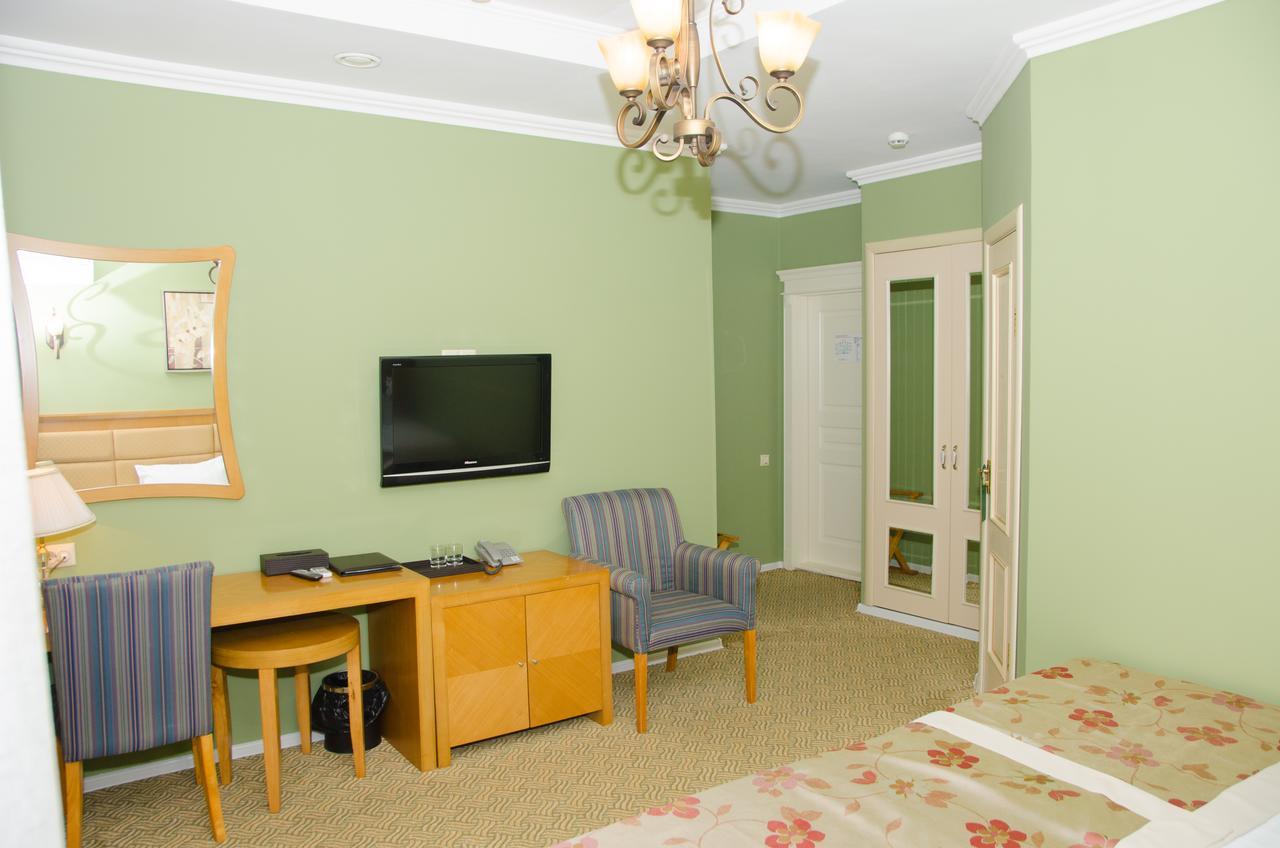 Prestige Hotel Astana Buitenkant foto